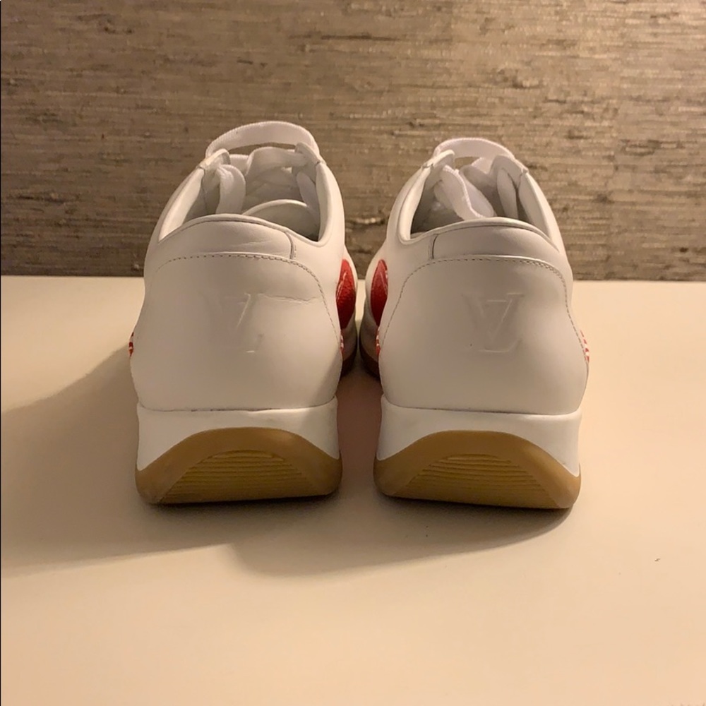 LOUIS VUITTON x SUPREME Sneakers - Picture 3 of 8
